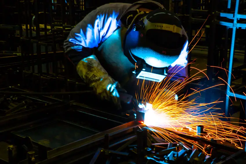 10 Safety Rules When Welding Skilled Welder